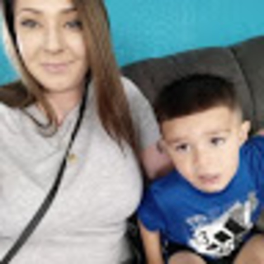 Meet your Posher, Emilie